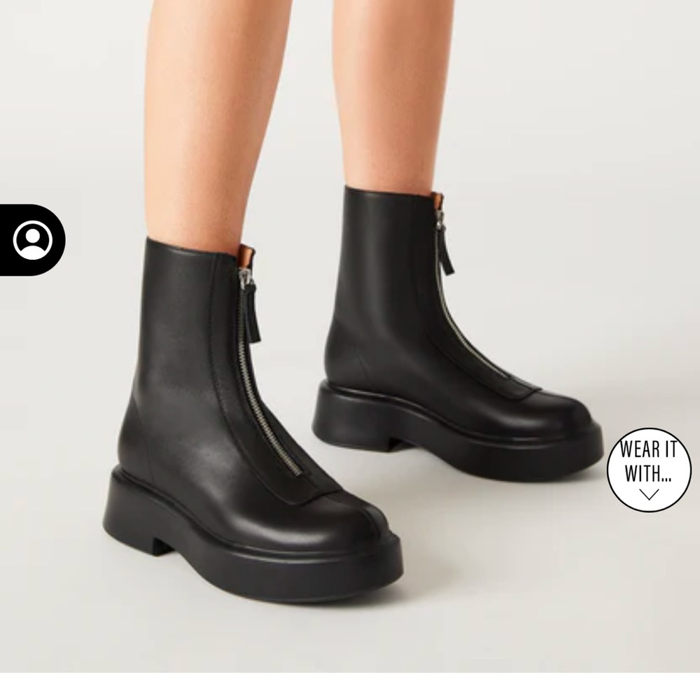 Steve Madden Jones Boots